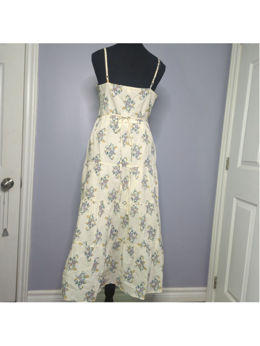 Patrons of Peace Cream Floral Tiered Button-Front Maxi Dress Sz S - Picture 8 of 16